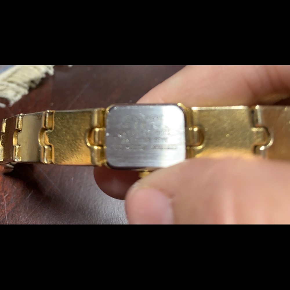 Beautiful Bulova bracelet link watch - Picture 4 of 4
